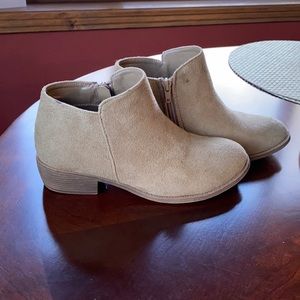 Women’s Suede Ankle Booties